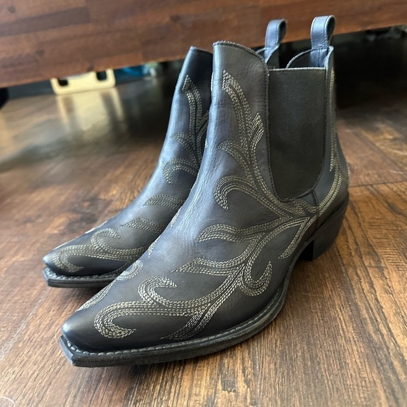 Free People | Boots Wayward Black Embroidered Western Booties - Picture 9 of 14